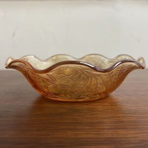 Vintage Jeannette Floragold Louisa Iridescent Marigold Ruffled Bowl